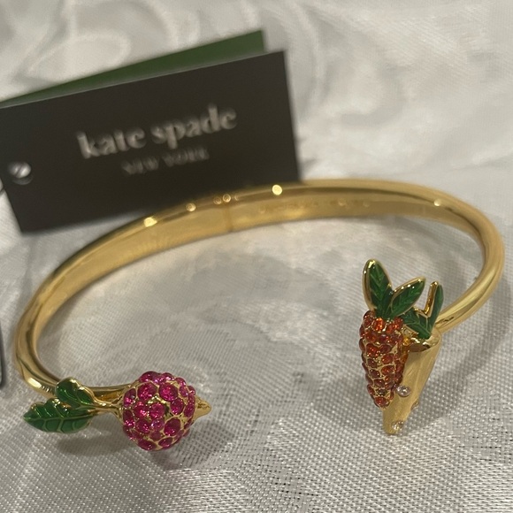 Kate Spade Gold Bangle with Pink and Orange Fruit Accents New - Picture 1 of 7